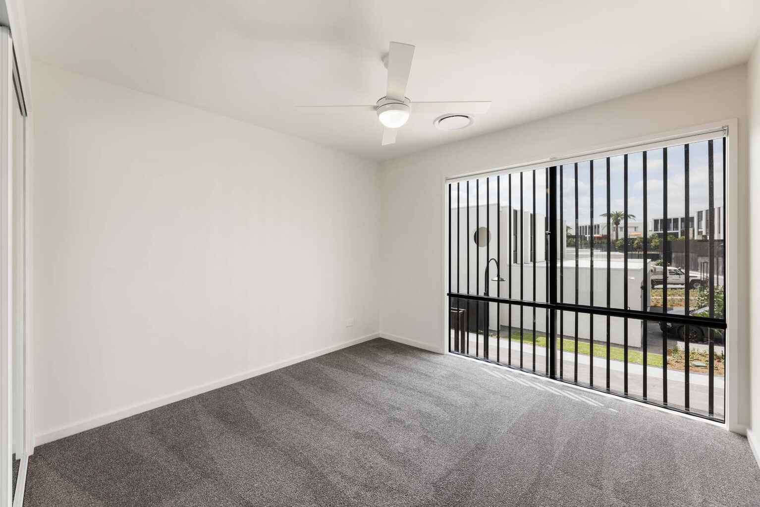 28/100 Champions Crescent Brookwater