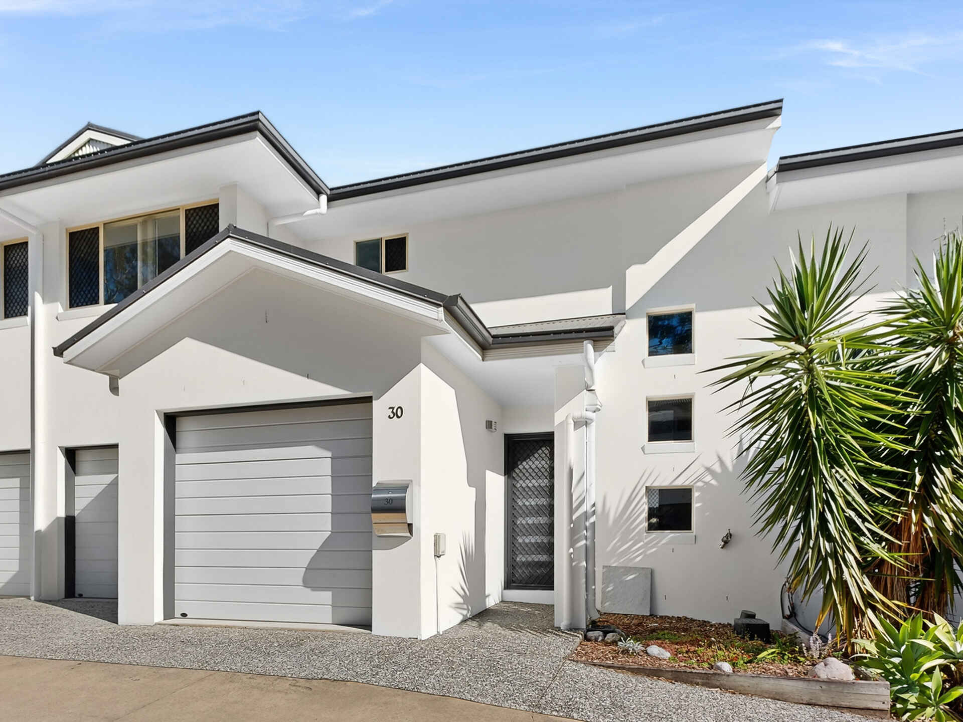 30/5 Pine Valley Drive Joyner