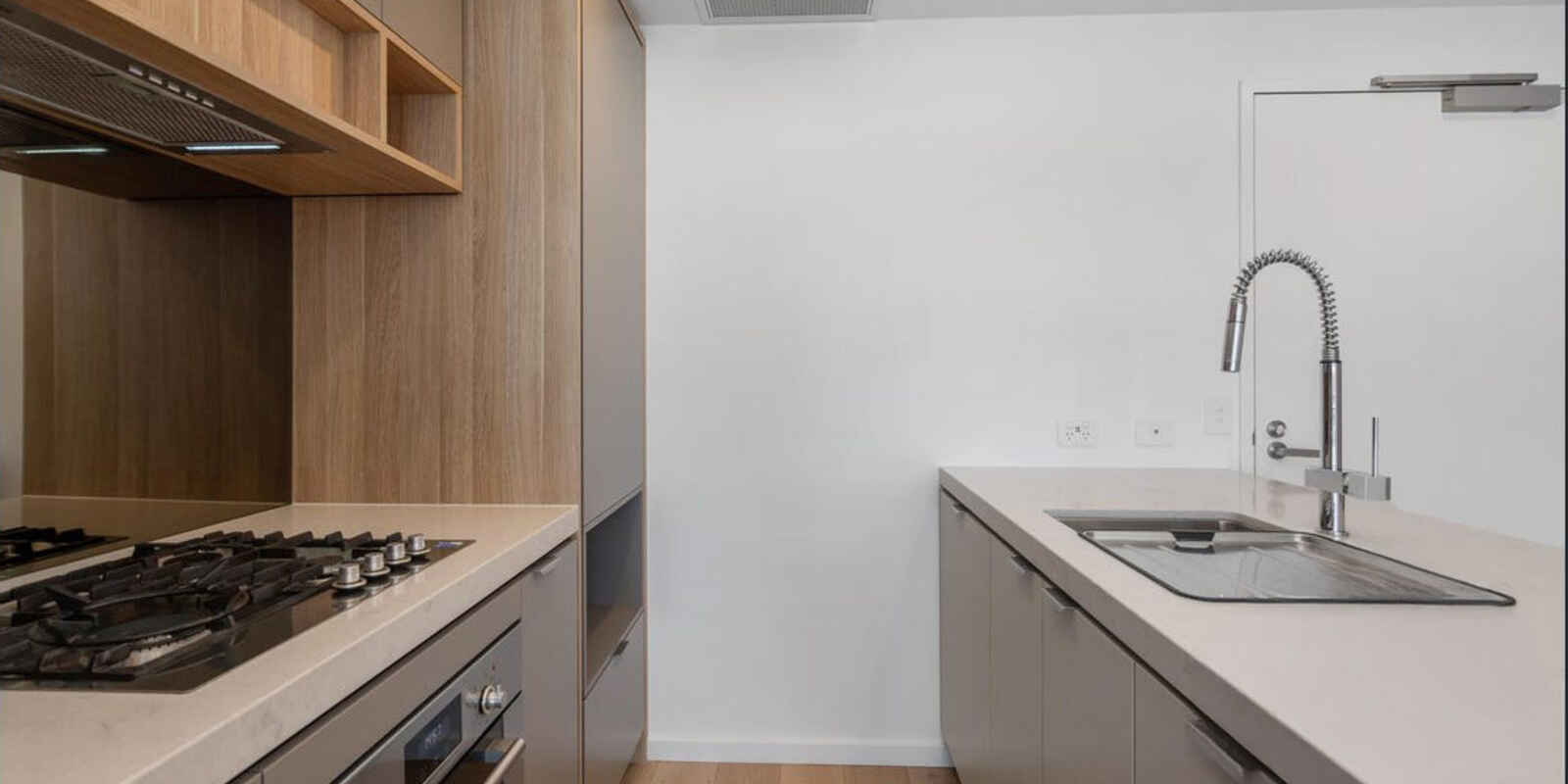 1204/17 Deshon Street Woolloongabba 1204/17 Deshon Street Woolloongabba