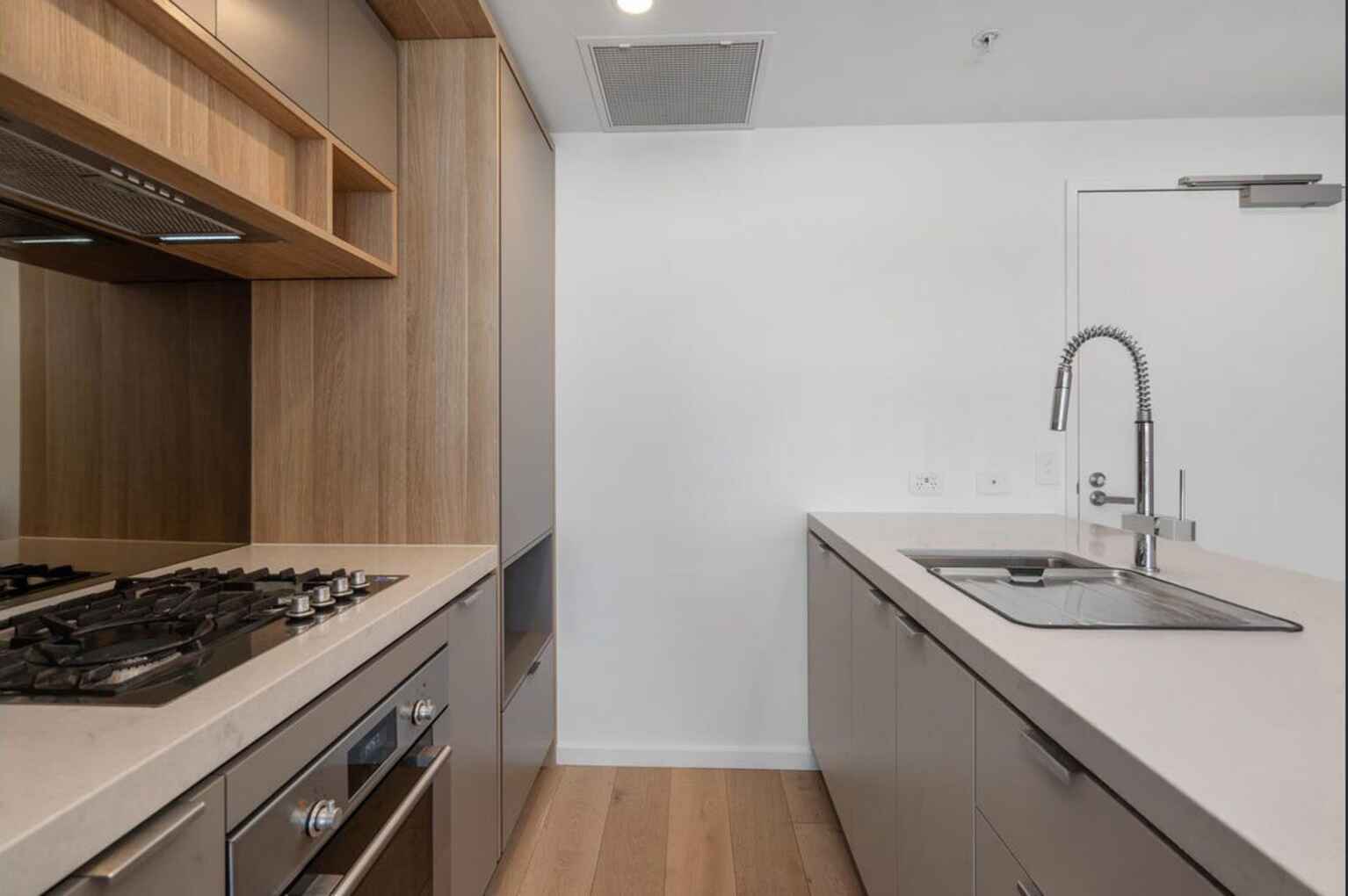 1204/17 Deshon Street Woolloongabba