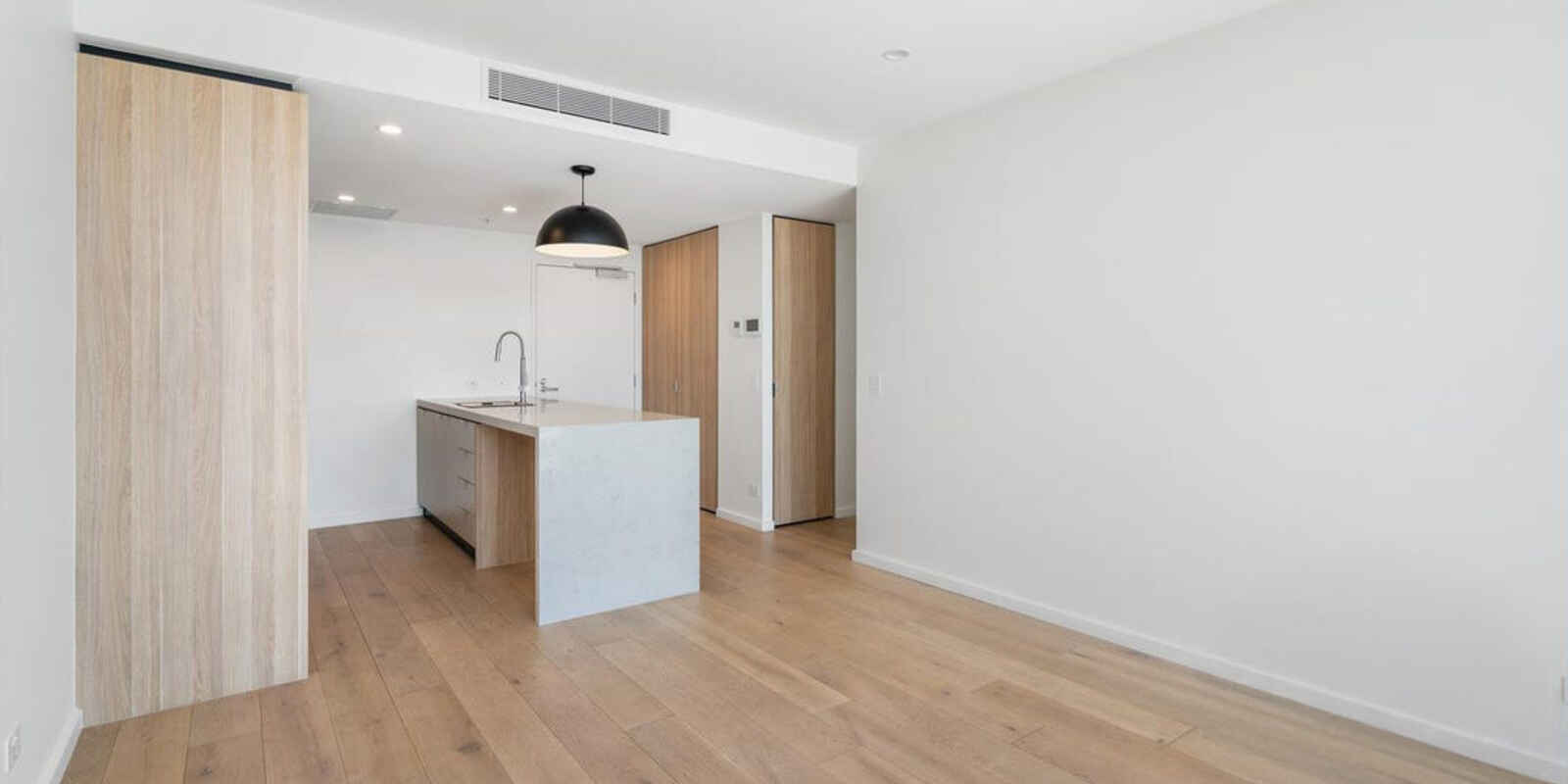 1204/17 Deshon Street Woolloongabba 1204/17 Deshon Street Woolloongabba