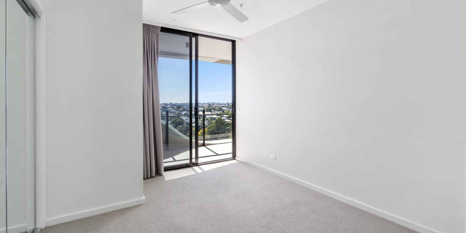 1204/17 Deshon Street Woolloongabba 1204/17 Deshon Street Woolloongabba