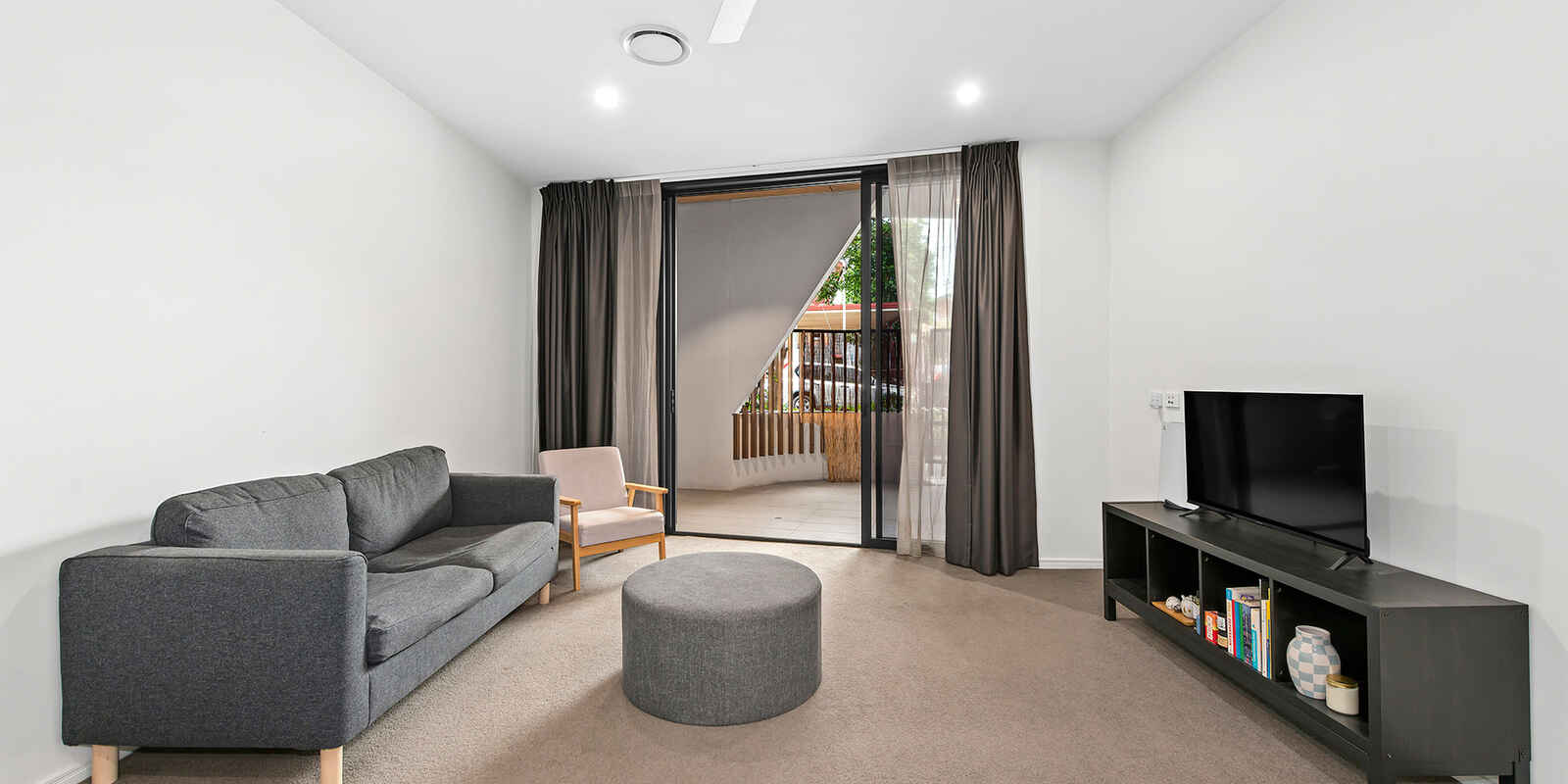 102/18 Hubert Street Woolloongabba 102/18 Hubert Street Woolloongabba