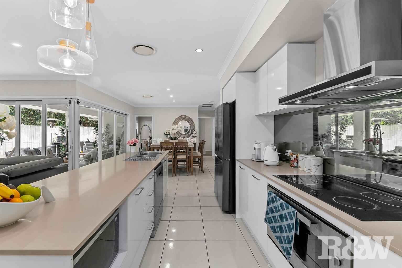 2 Poppy Place The Gap