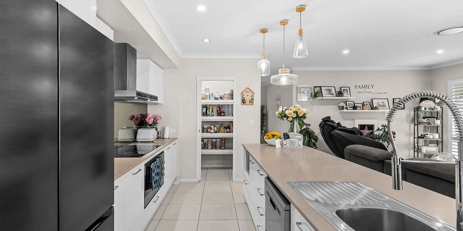 2 Poppy Place The Gap