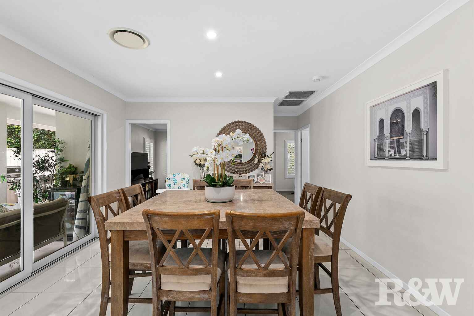 2 Poppy Place The Gap