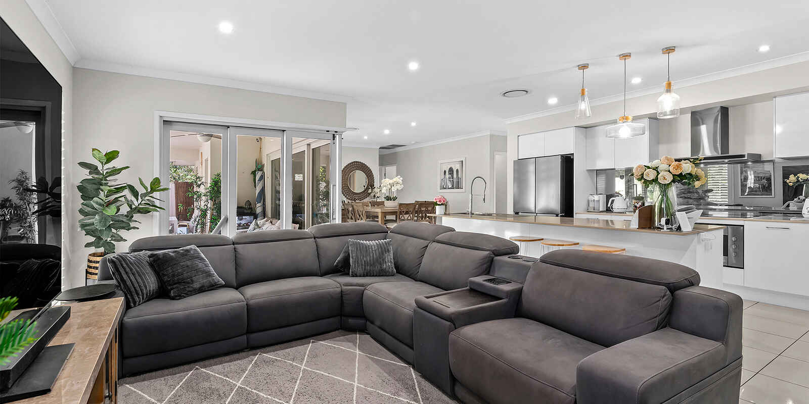 2 Poppy Place The Gap