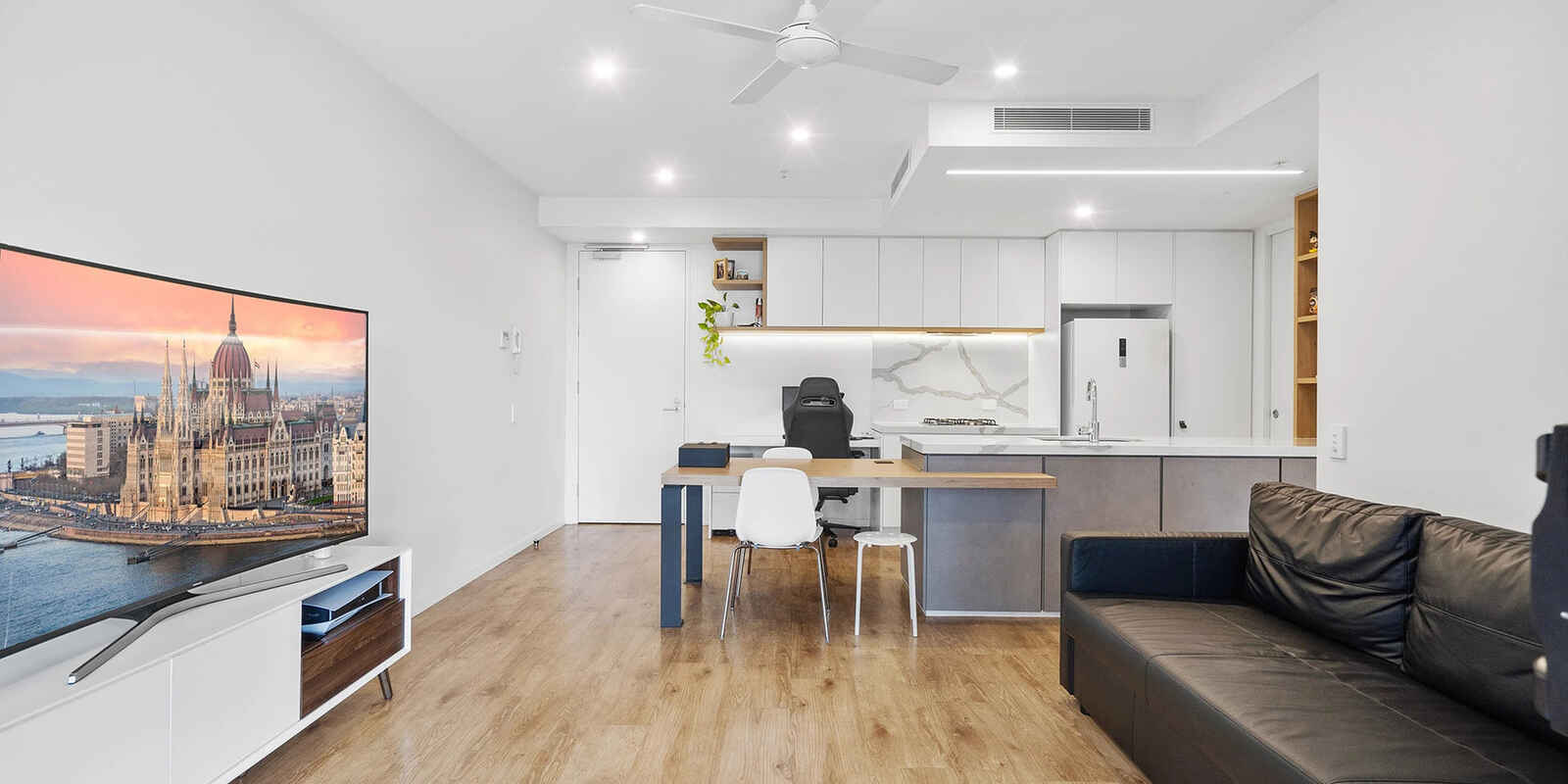 207/18 Duke Street Kangaroo Point 207/18 Duke Street Kangaroo Point