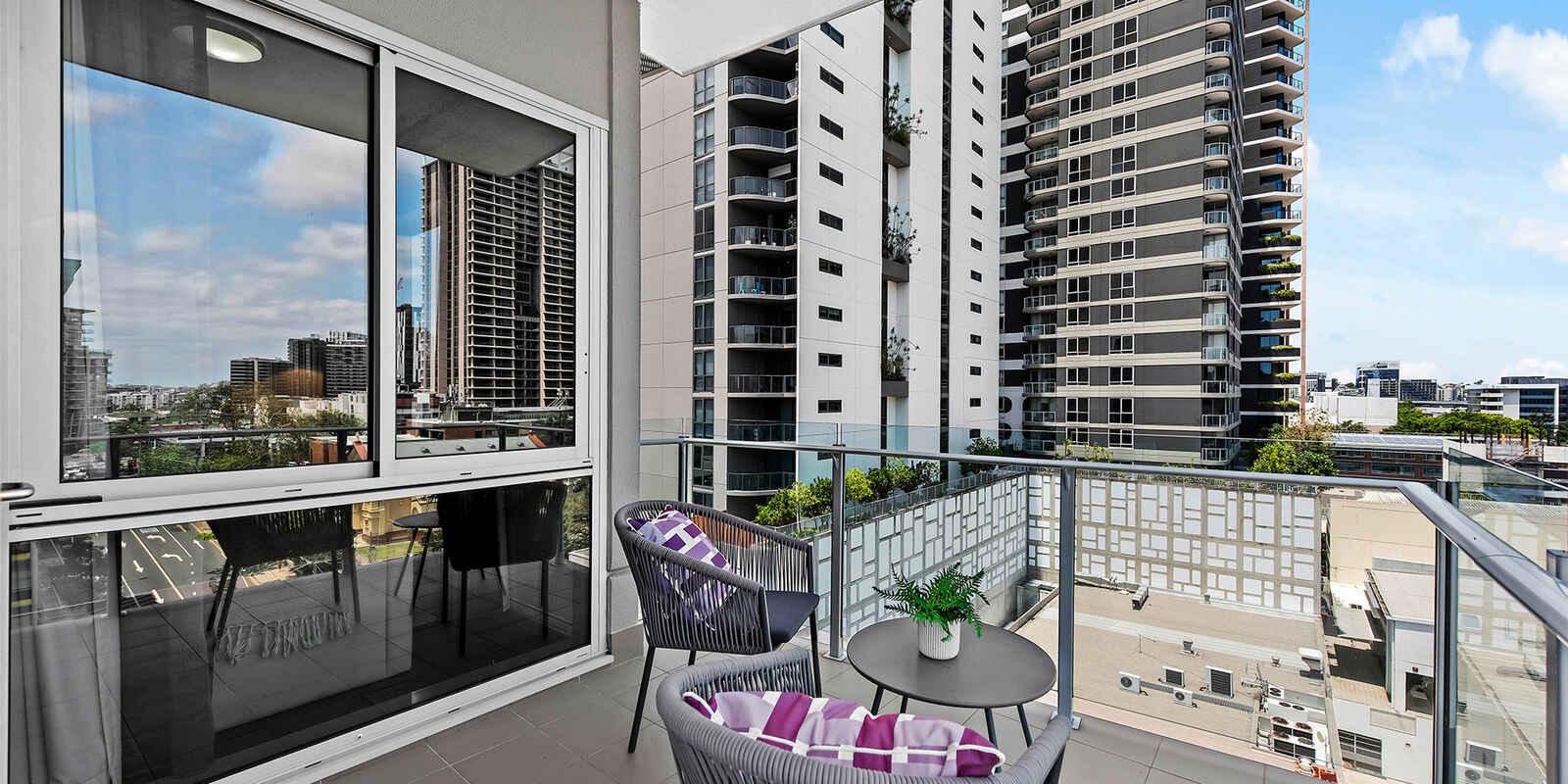 1009/35 Peel Street South Brisbane