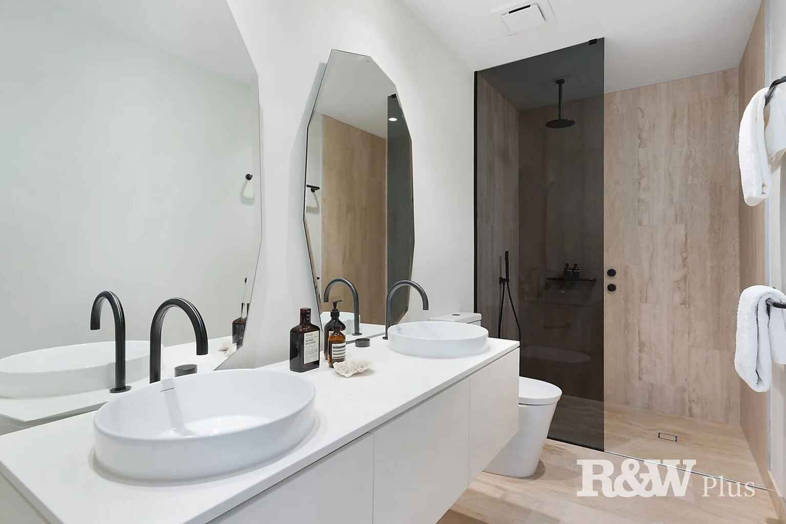 18/2 Brushbox Court Chapel Hill 18/2 Brushbox Court Chapel Hill