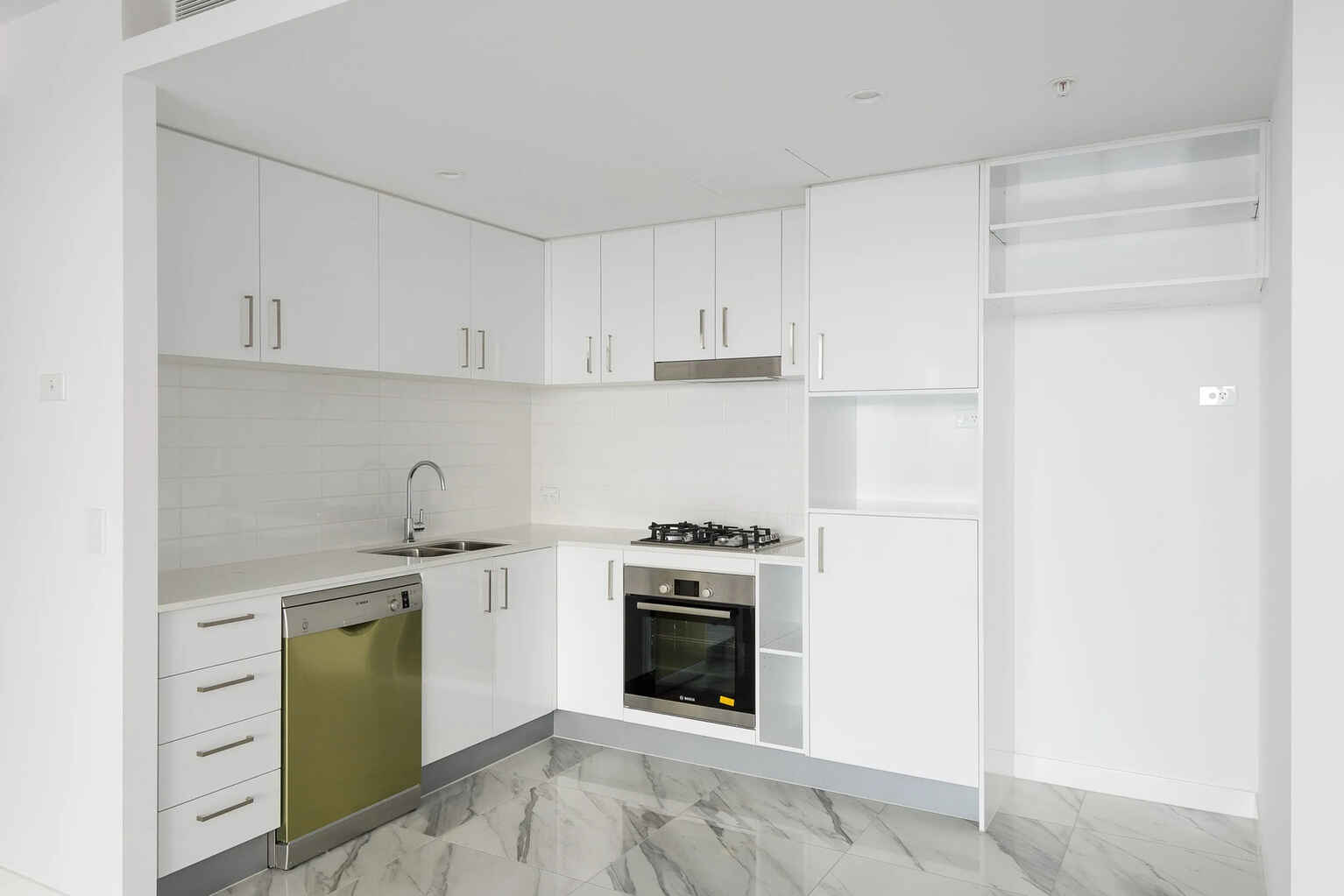 910/70-74 Carl Street Woolloongabba 910/70-74 Carl Street Woolloongabba