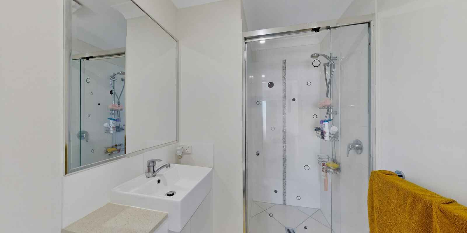 2/84 The Promenade Springfield Lakes