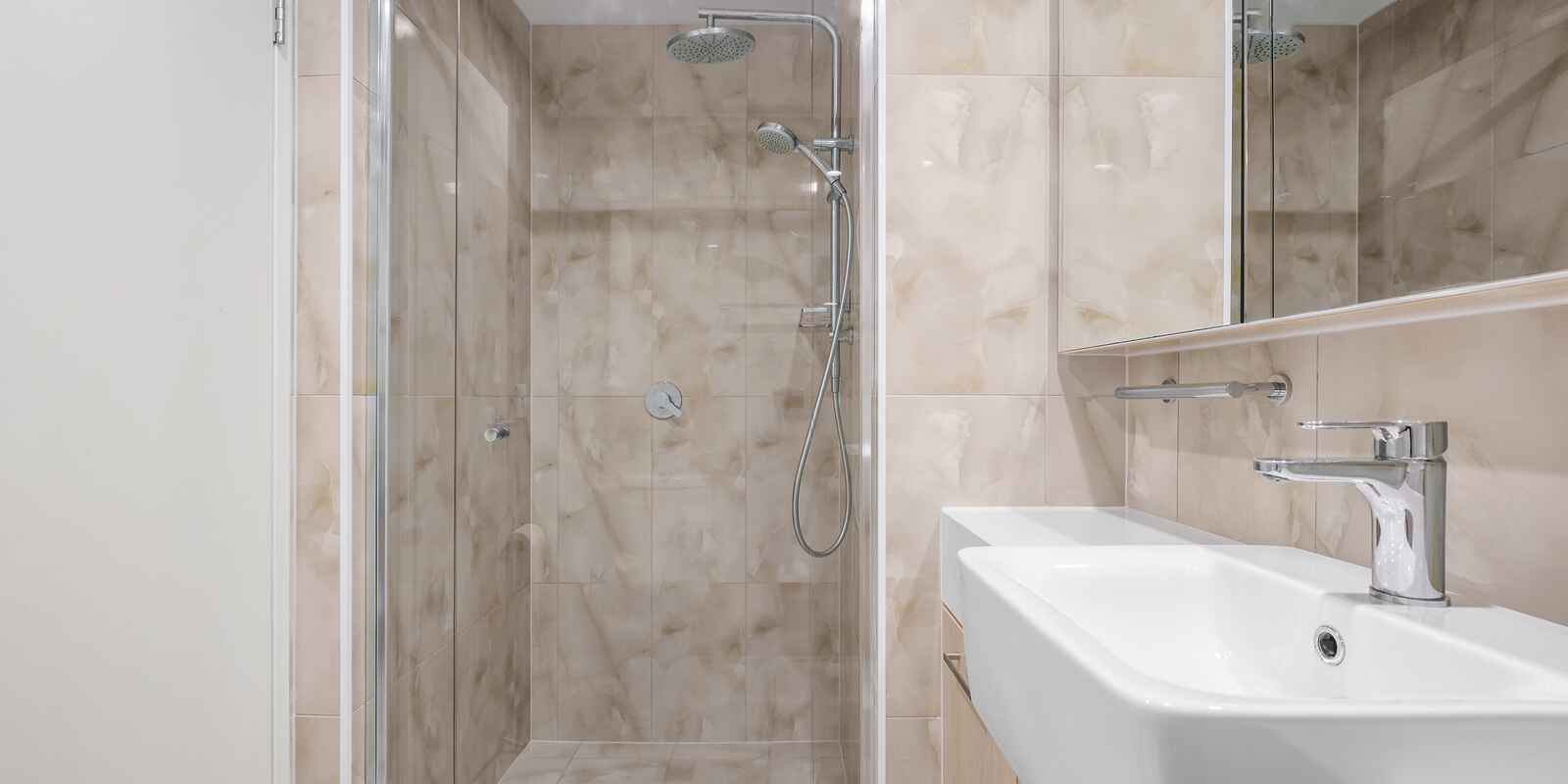 507/70 Carl Street Woolloongabba