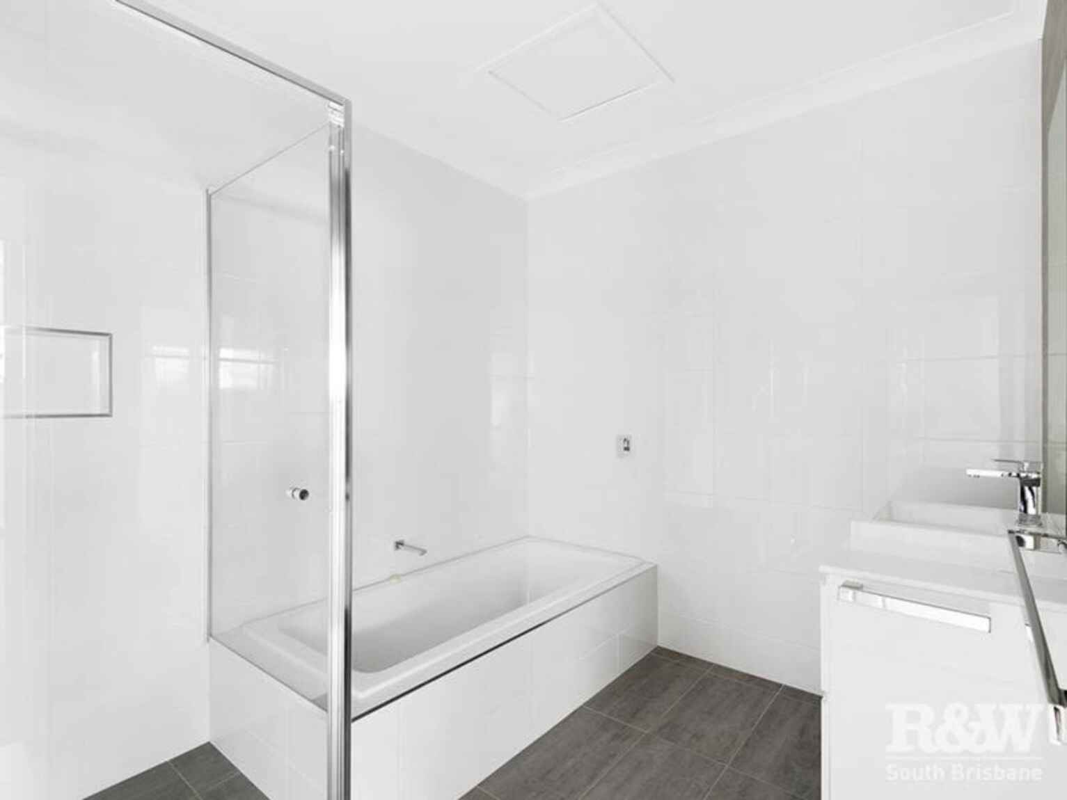 2/87 Jackson Street Hamilton