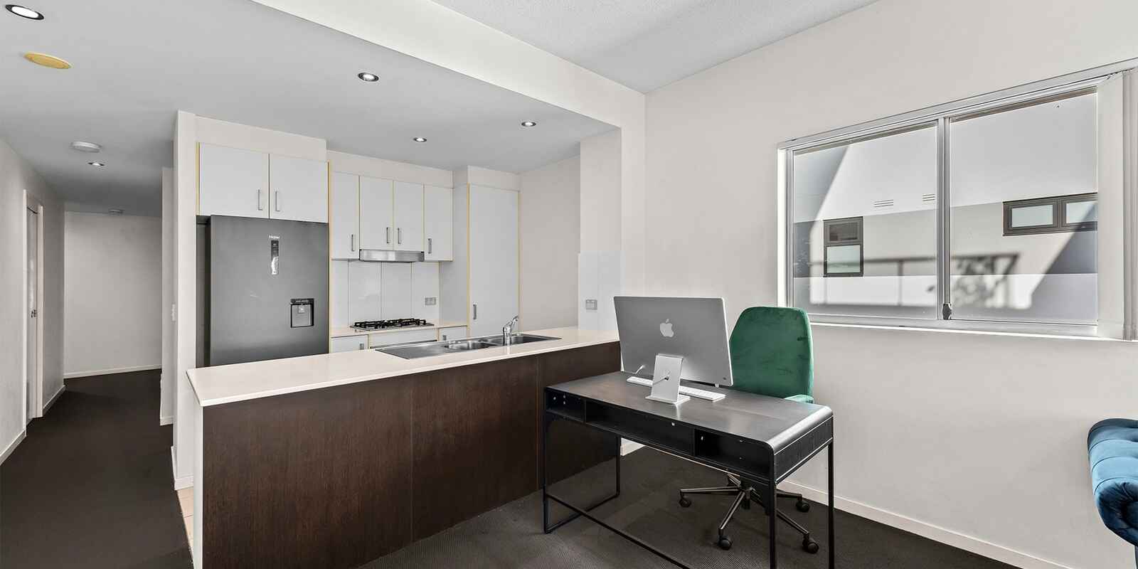 43/28 Ferry Road West End