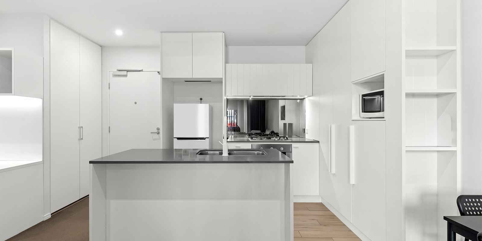 502/18 Hubert Street Woolloongabba