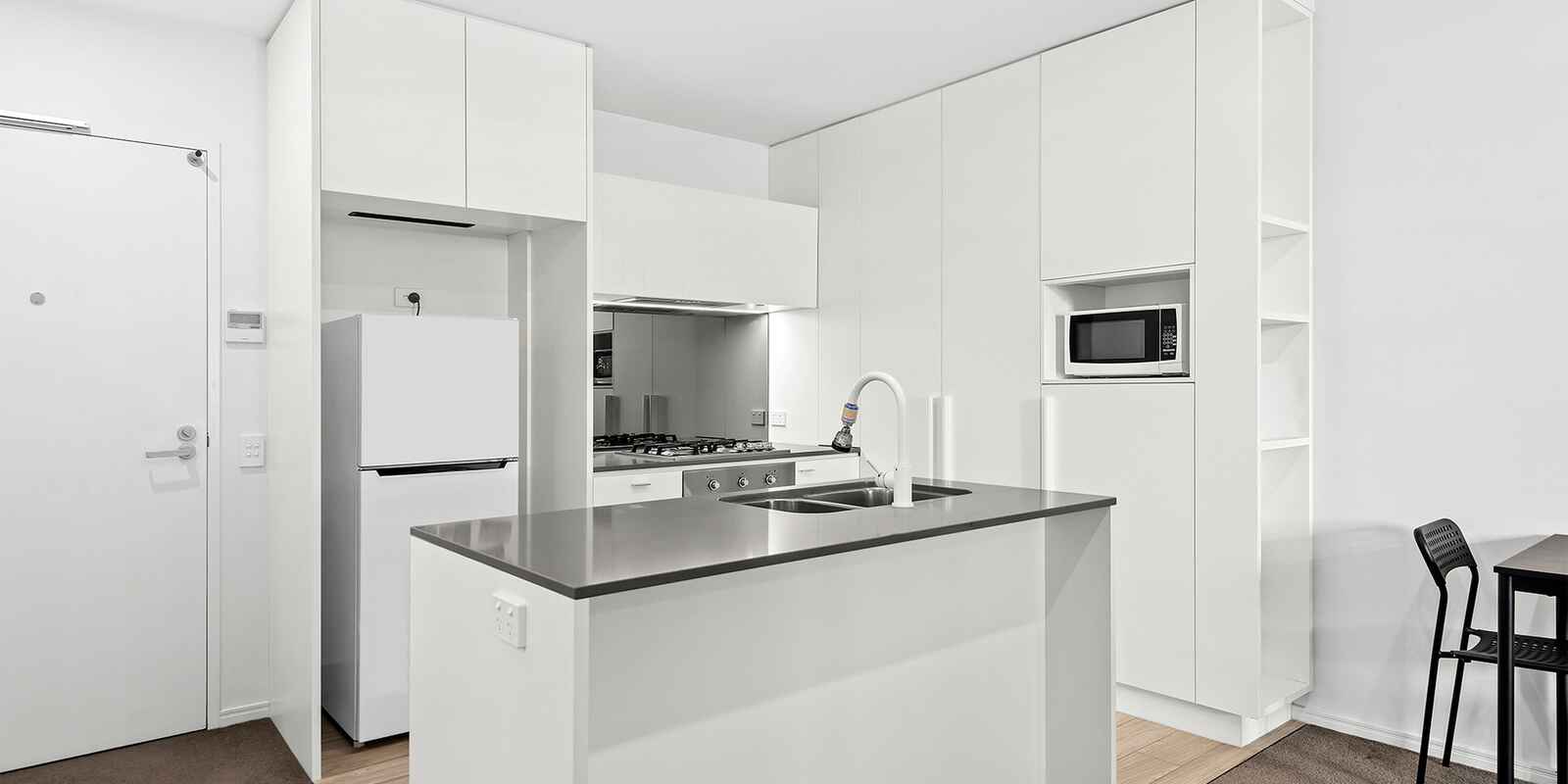 502/18 Hubert Street Woolloongabba