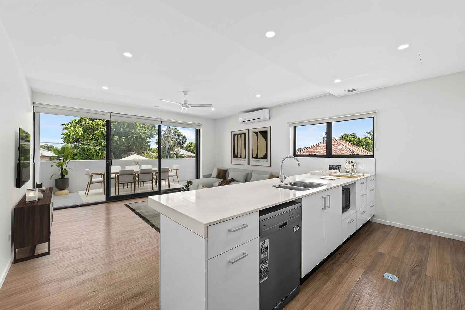 201/89 Old Cleveland Road Stones Corner