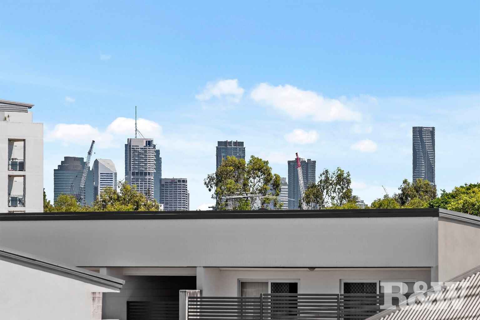 201/89 Old Cleveland Road Stones Corner