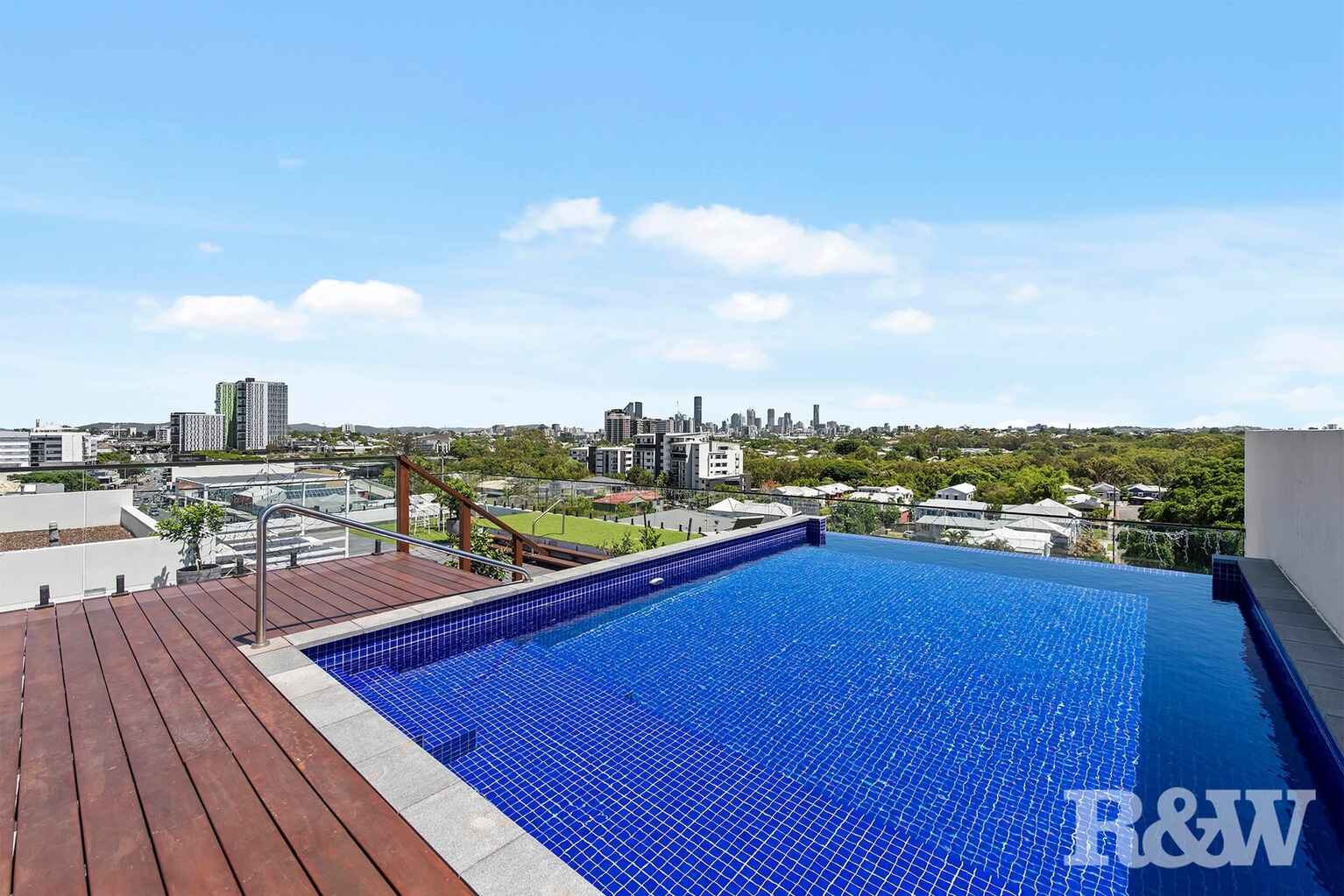 201/89 Old Cleveland Road Stones Corner