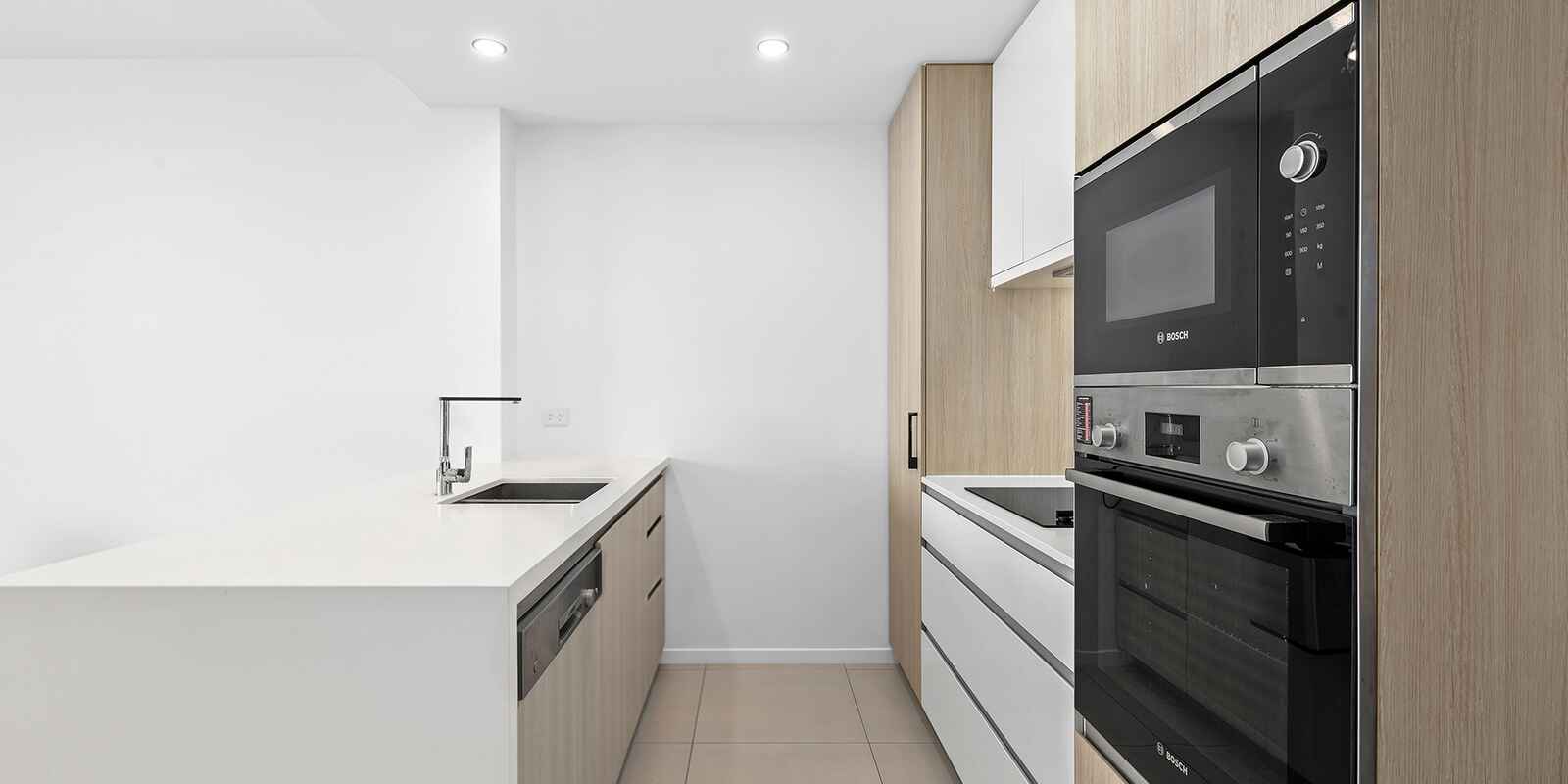 305/8 Zillah Street Stones Corner