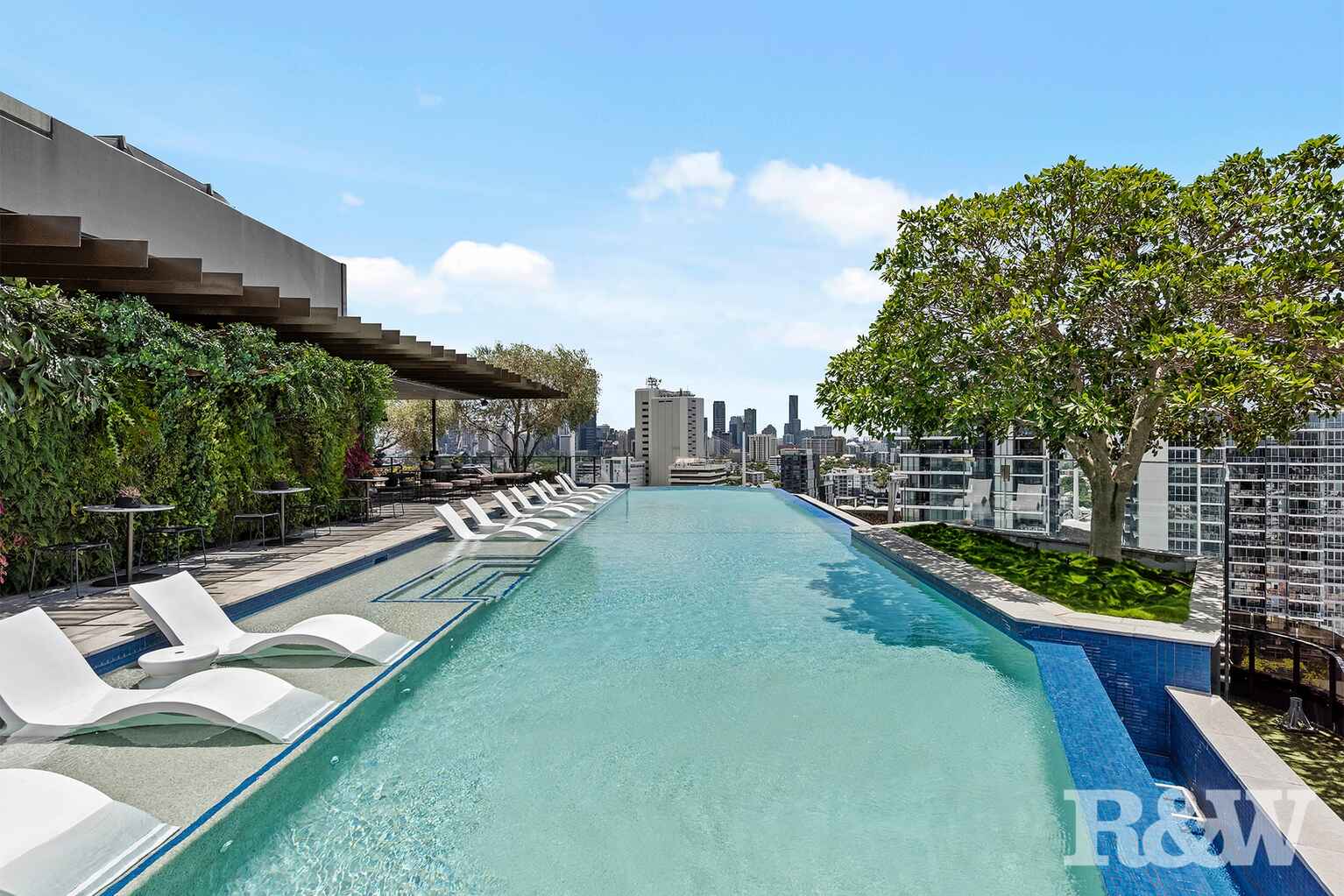 1705/62 Logan Road Woolloongabba