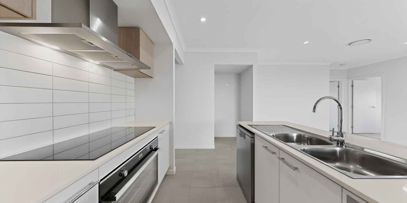 30 Hewett St Walloon