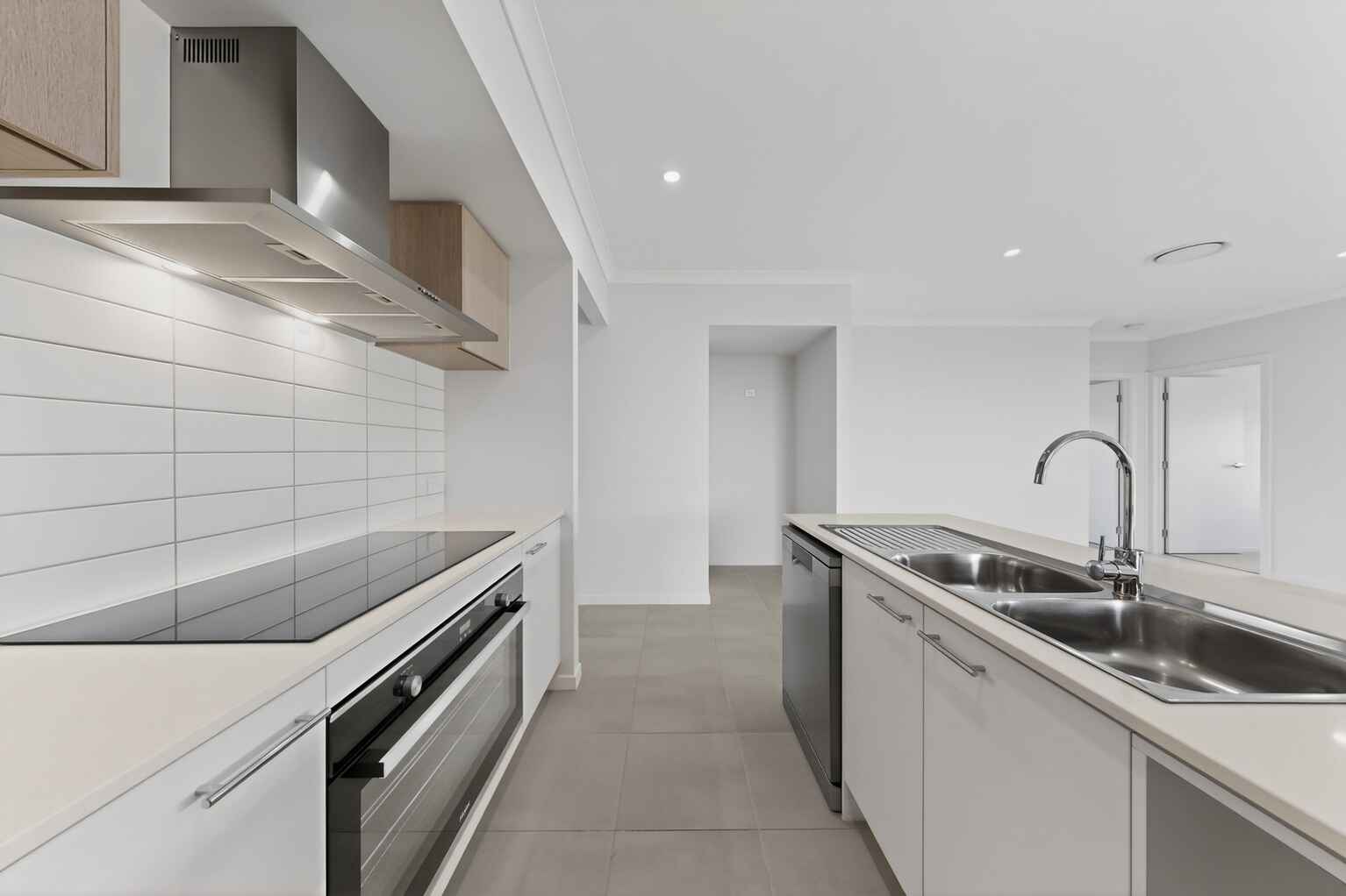 30 Hewett St Walloon