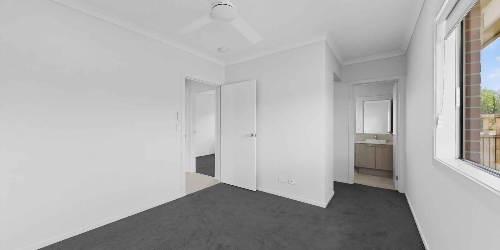 30 Hewett St Walloon