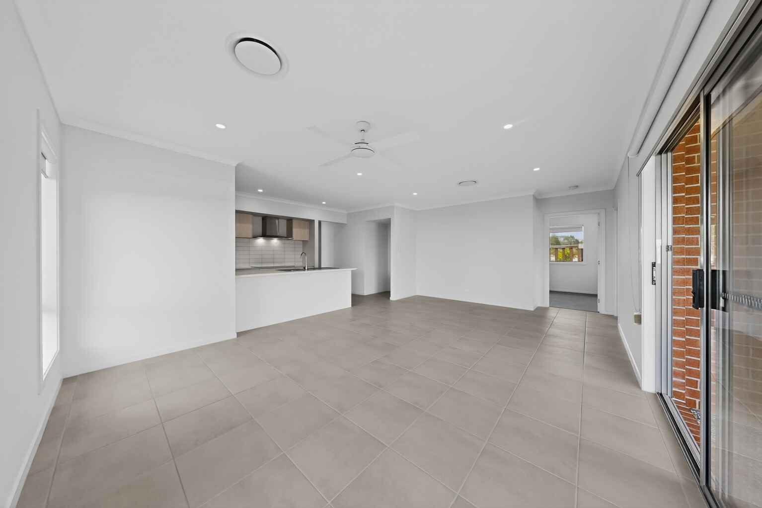 30 Hewett St Walloon