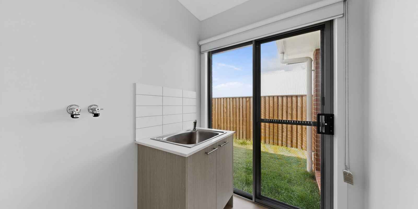 30 Hewett St Walloon