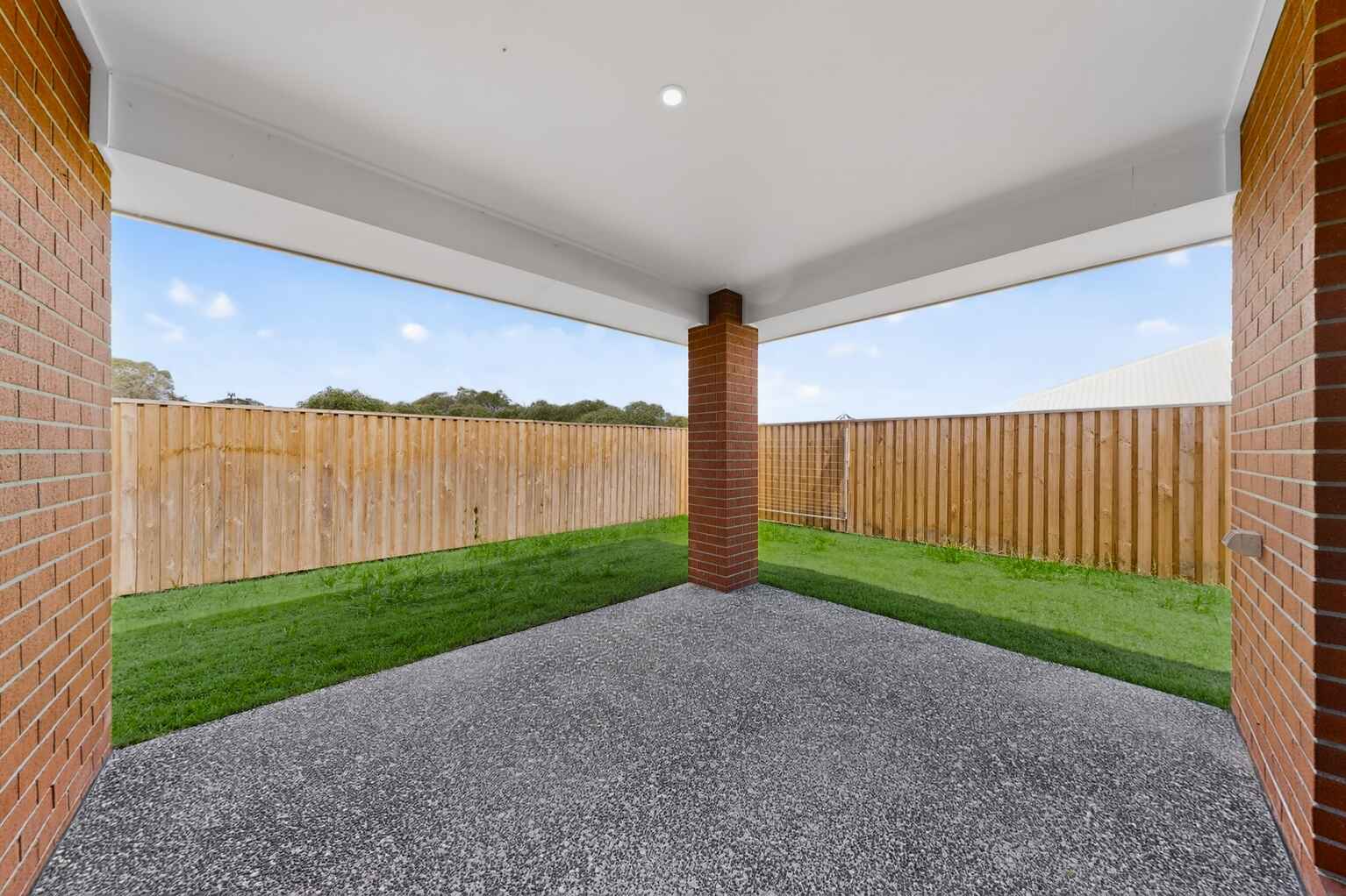 30 Hewett St Walloon