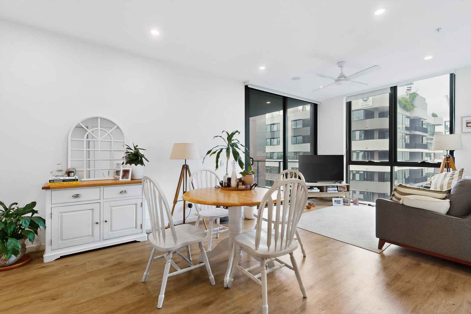 610/18 Duke Street Kangaroo Point