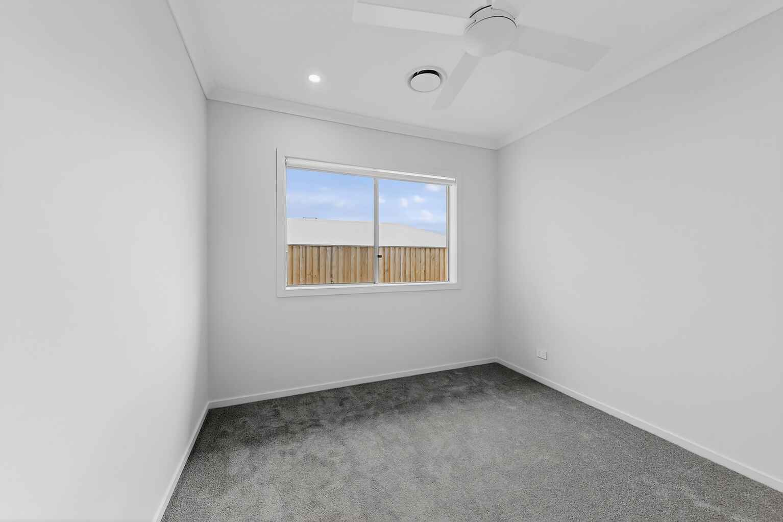 27 Hewett St Walloon 27 Hewett St Walloon