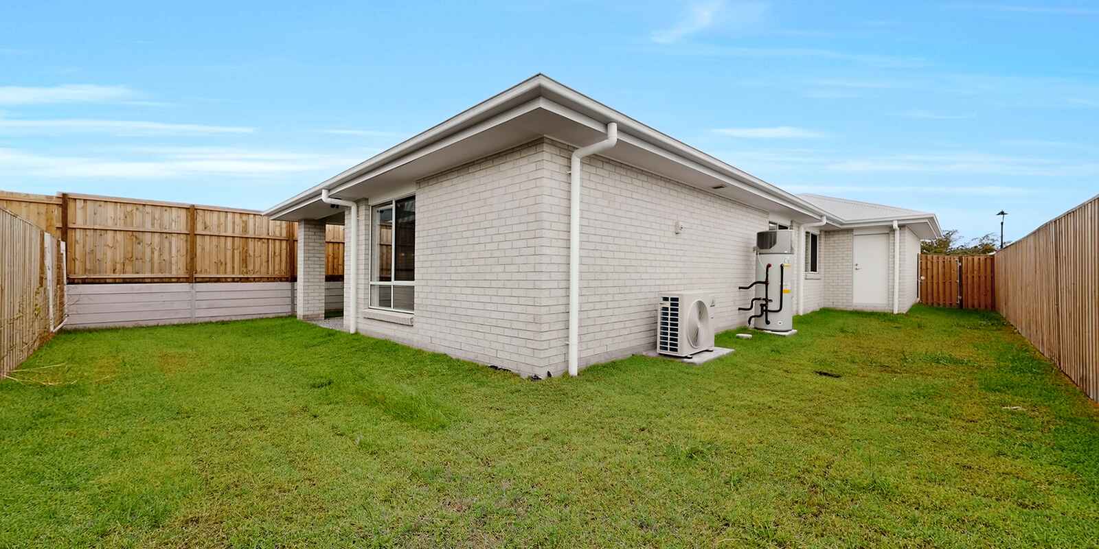 27 Hewett St Walloon 27 Hewett St Walloon