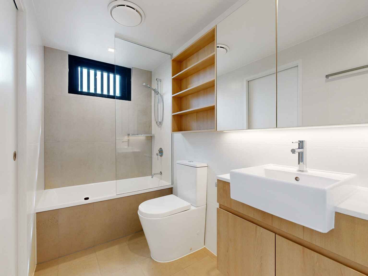 306/117 Chestnut Street Wynnum