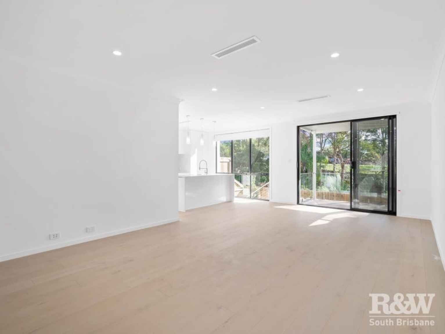 2/44 Rogers Parade West Everton Park 2/44 Rogers Parade West Everton Park