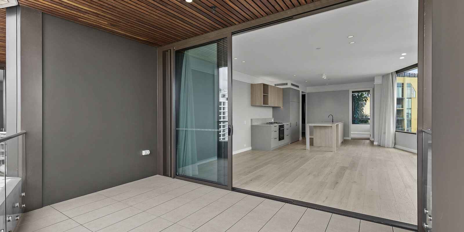 1008/470 Main Street Kangaroo Point 1008/470 Main Street Kangaroo Point