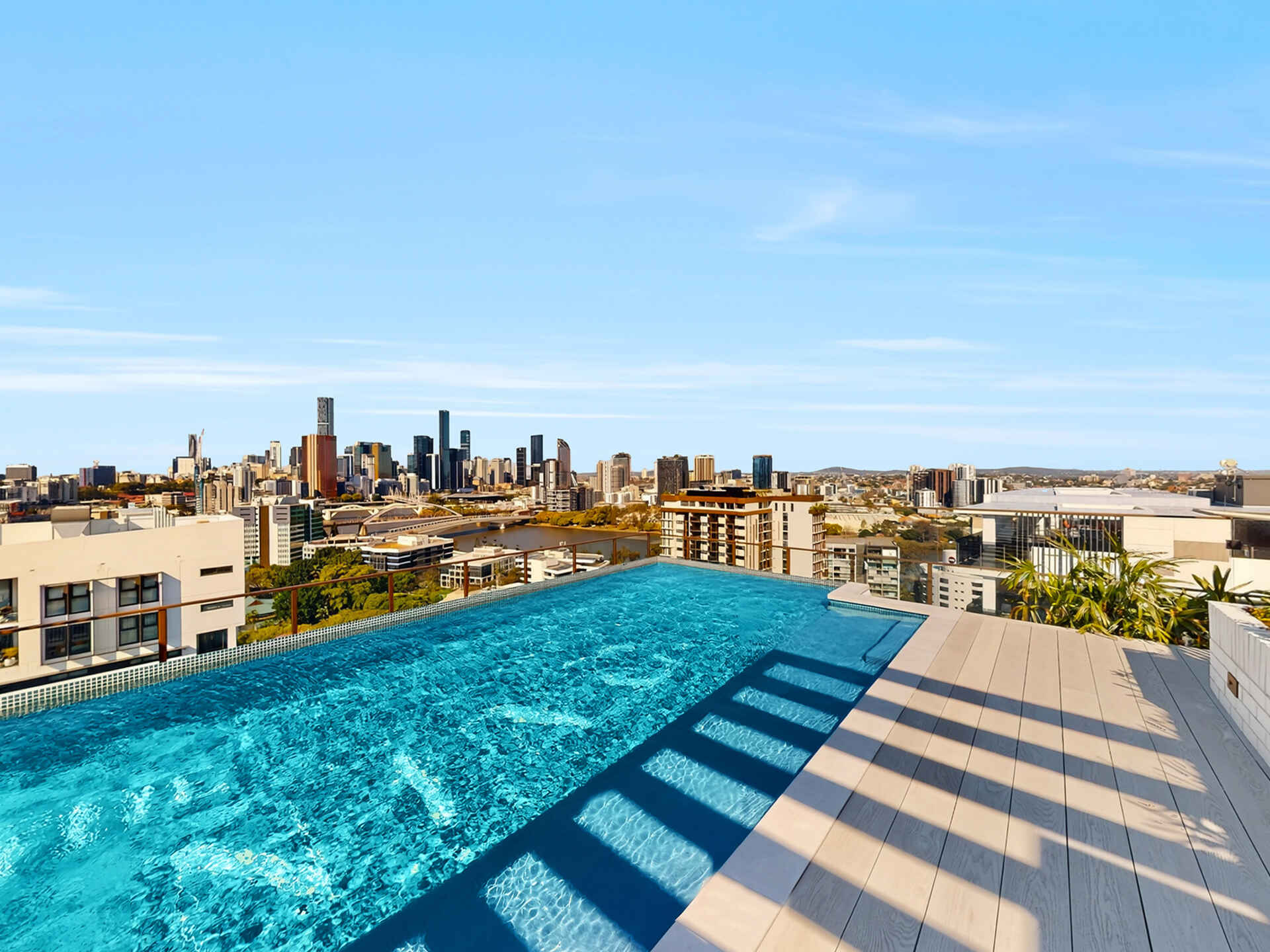 907/33 Railway Terrace Milton