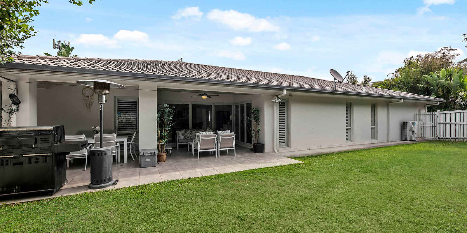 2 Poppy Place The Gap