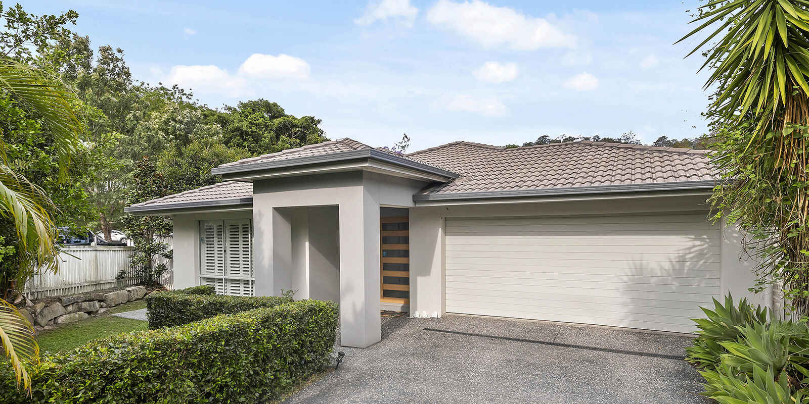 2 Poppy Place The Gap