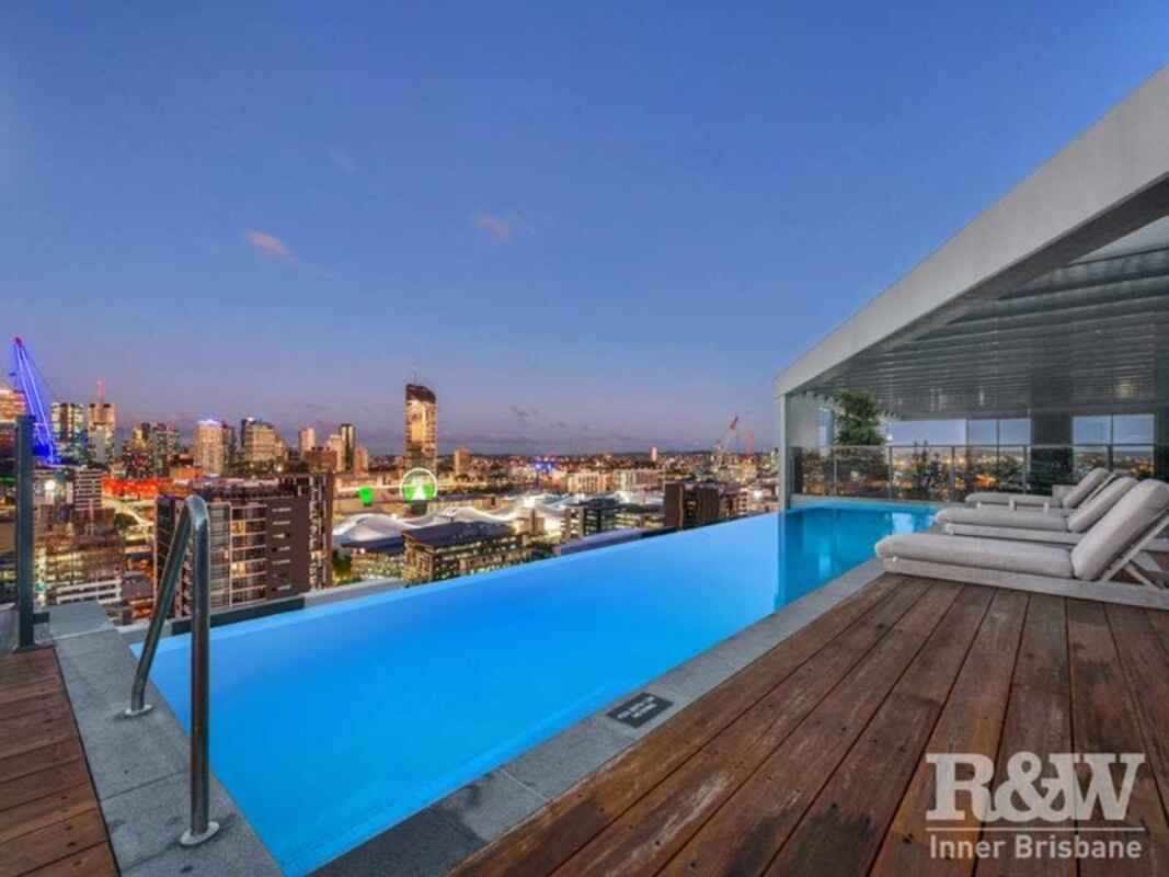 611/4 Edmondstone Street South Brisbane