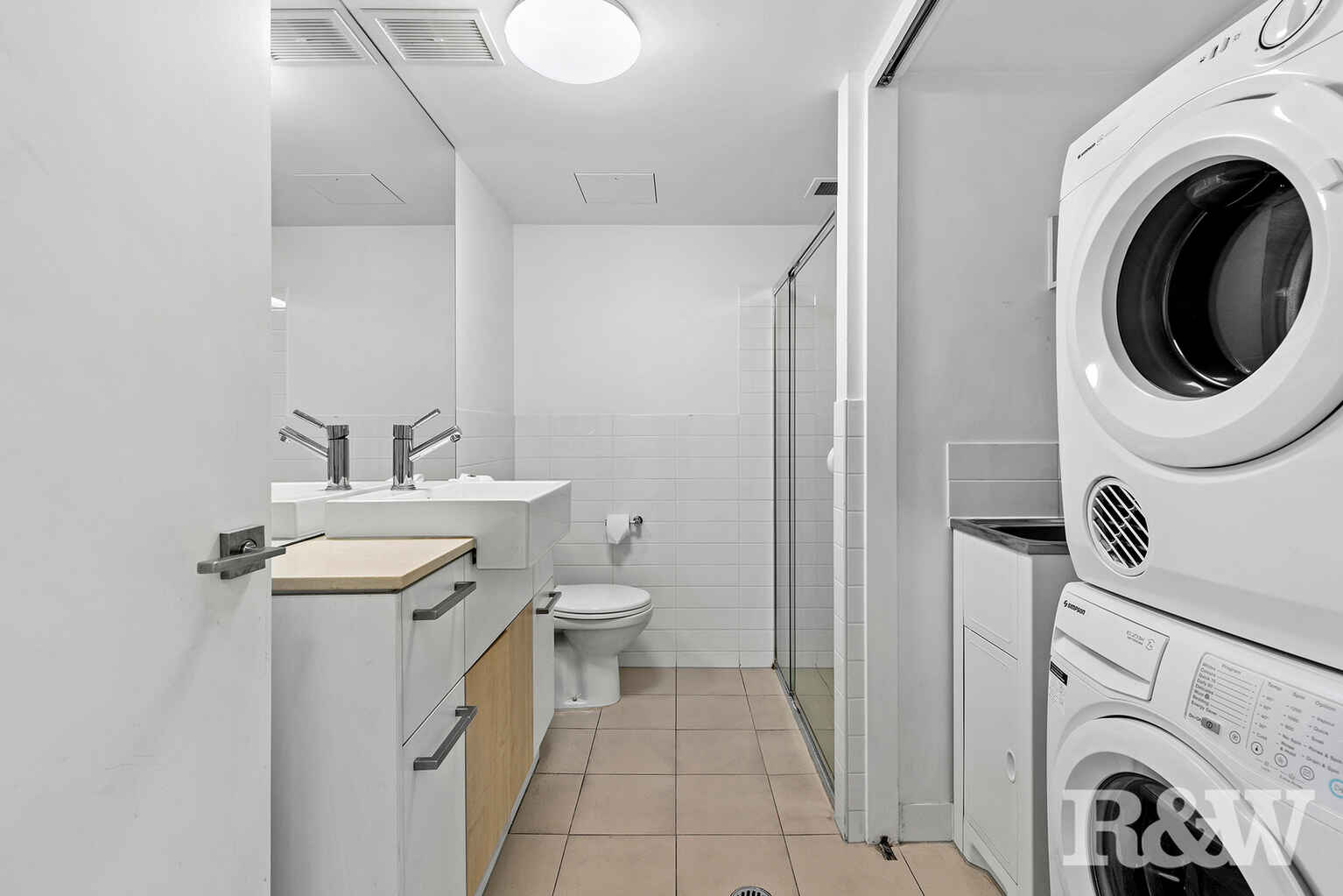 157/803 Stanley Street Woolloongabba