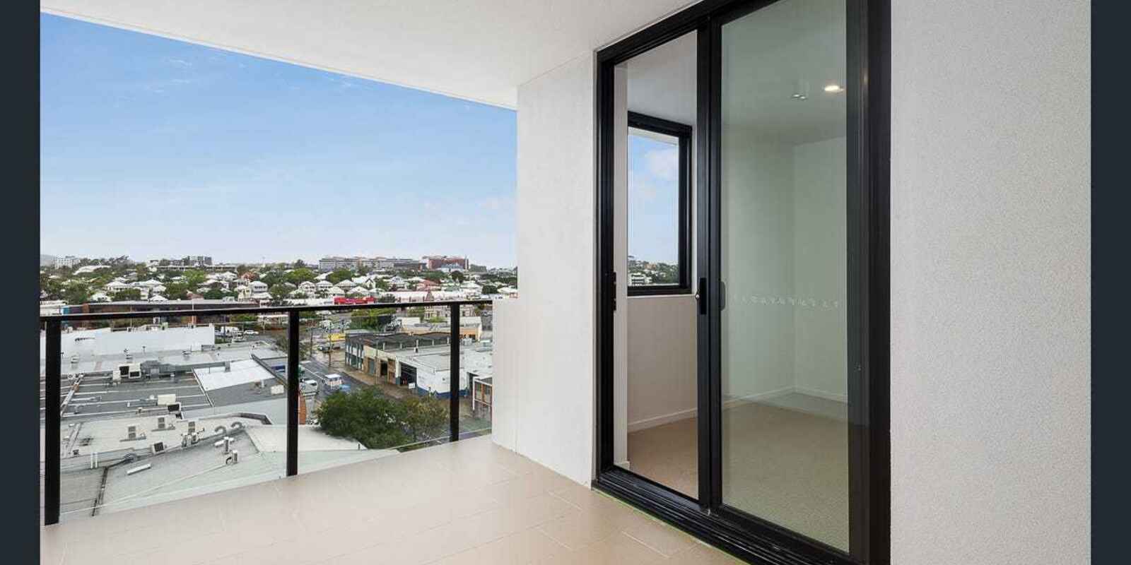 902/45 Wellington Road East Brisbane