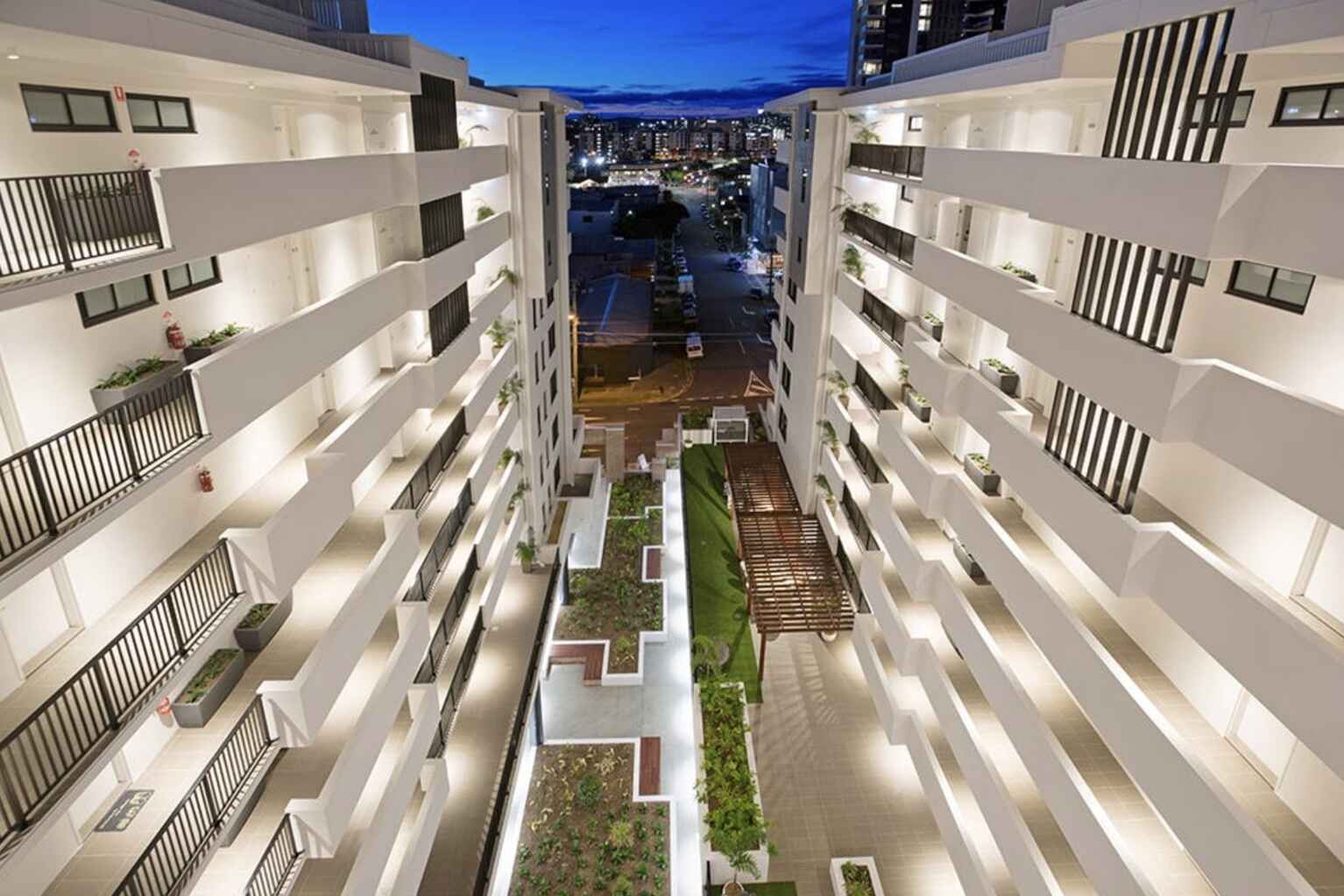 902/45 Wellington Road East Brisbane