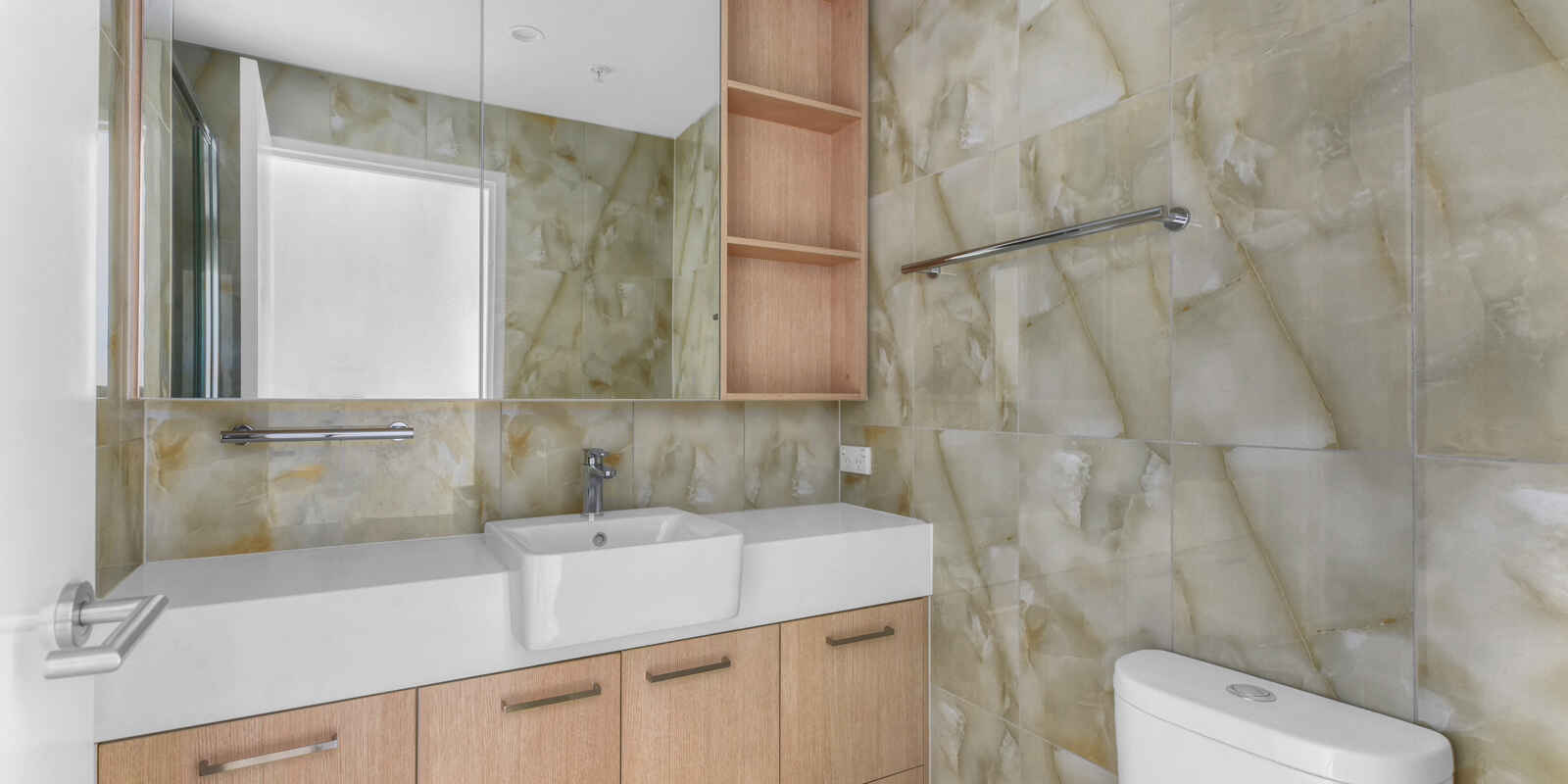 910/70-74 Carl Street Woolloongabba