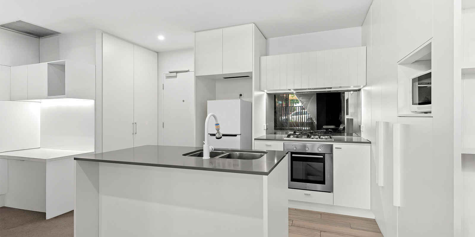 502/18 Hubert Street Woolloongabba 502/18 Hubert Street Woolloongabba