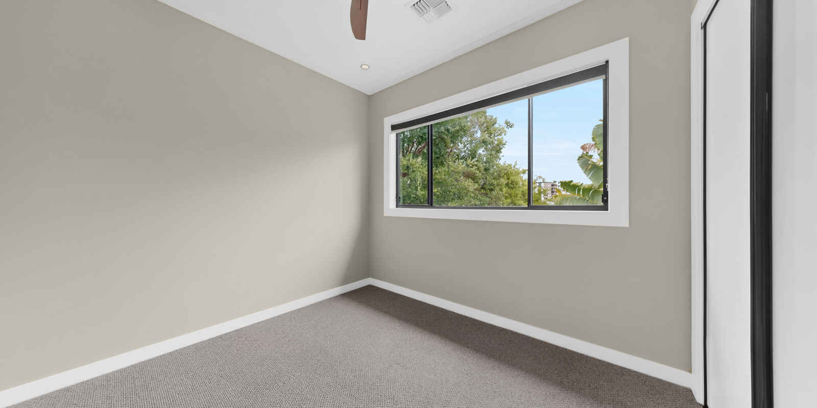 2/34 Salstone St Kangaroo Point