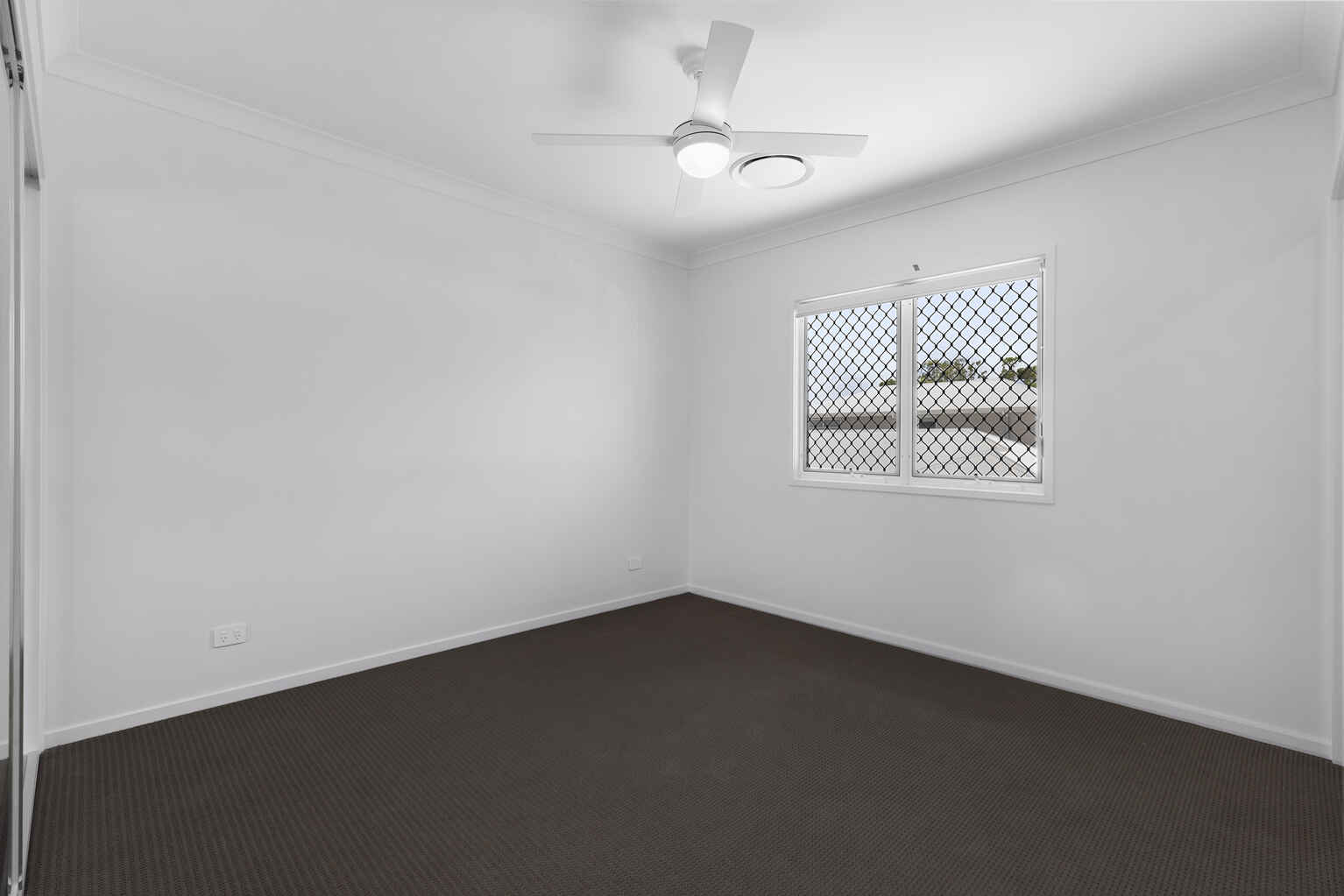 1/28 Ruchi Place Wynnum West