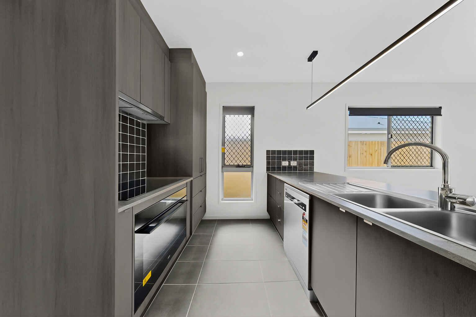 18 Flint Place White Rock 18 Flint Place White Rock